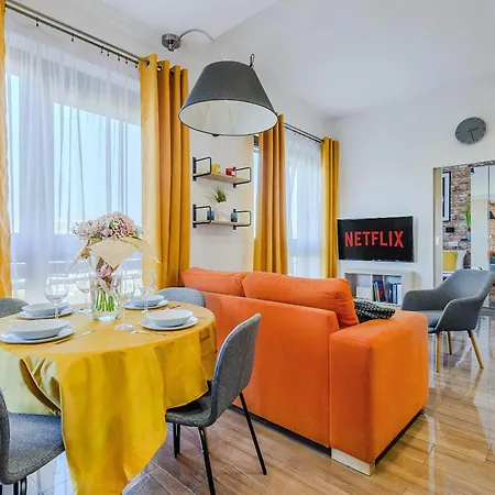 Cozy Apartment With Gym In The City Center Warsaw Exterior photo